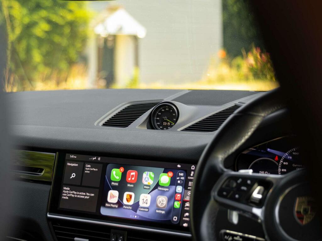 Porsche Cayenne Suv Black #34