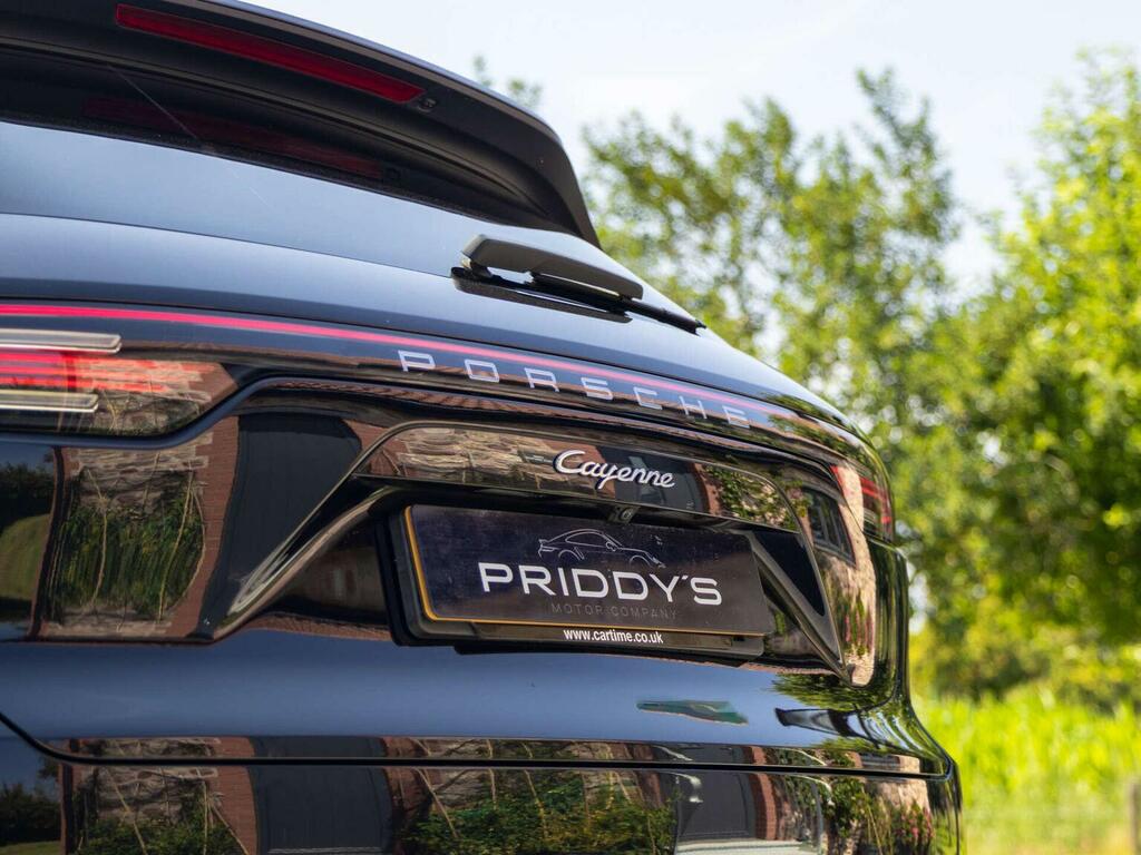 Porsche Cayenne Suv Black #20