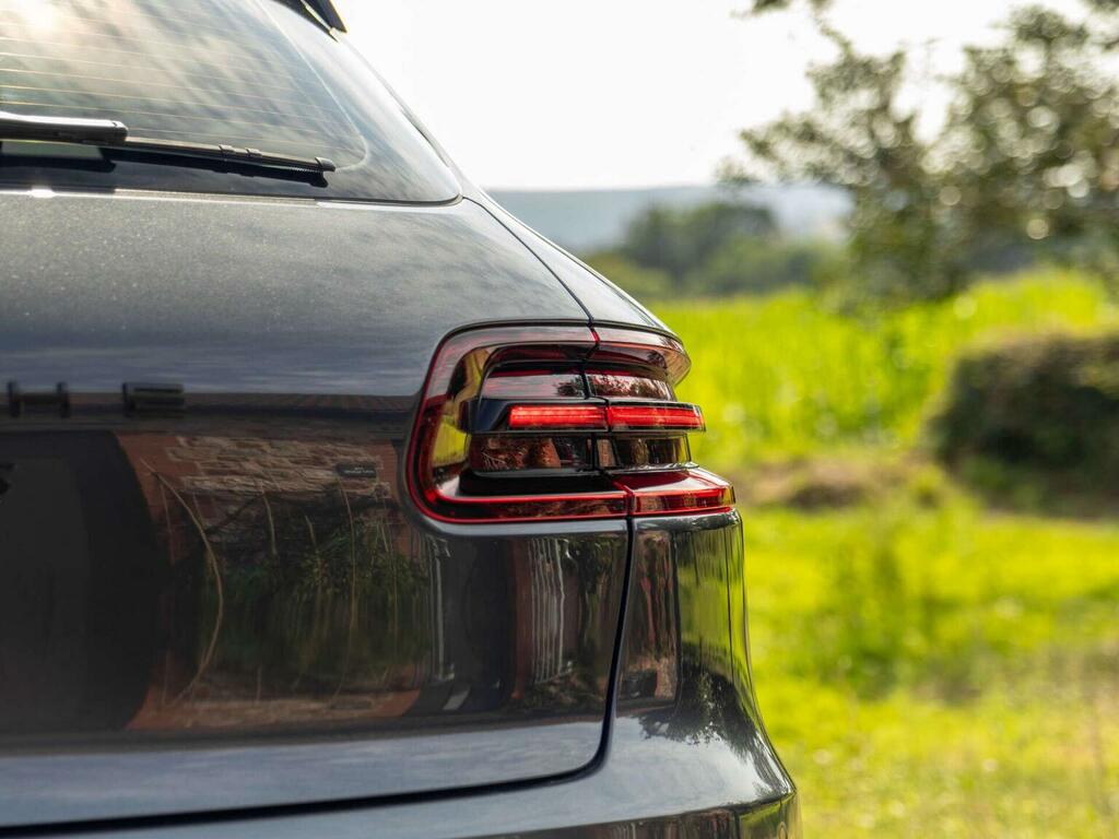 Porsche Macan V6 Turbo Performance Pdk Euro 6 White #10