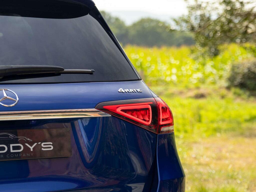 Mercedes-Benz GLE Class Suv Black #38