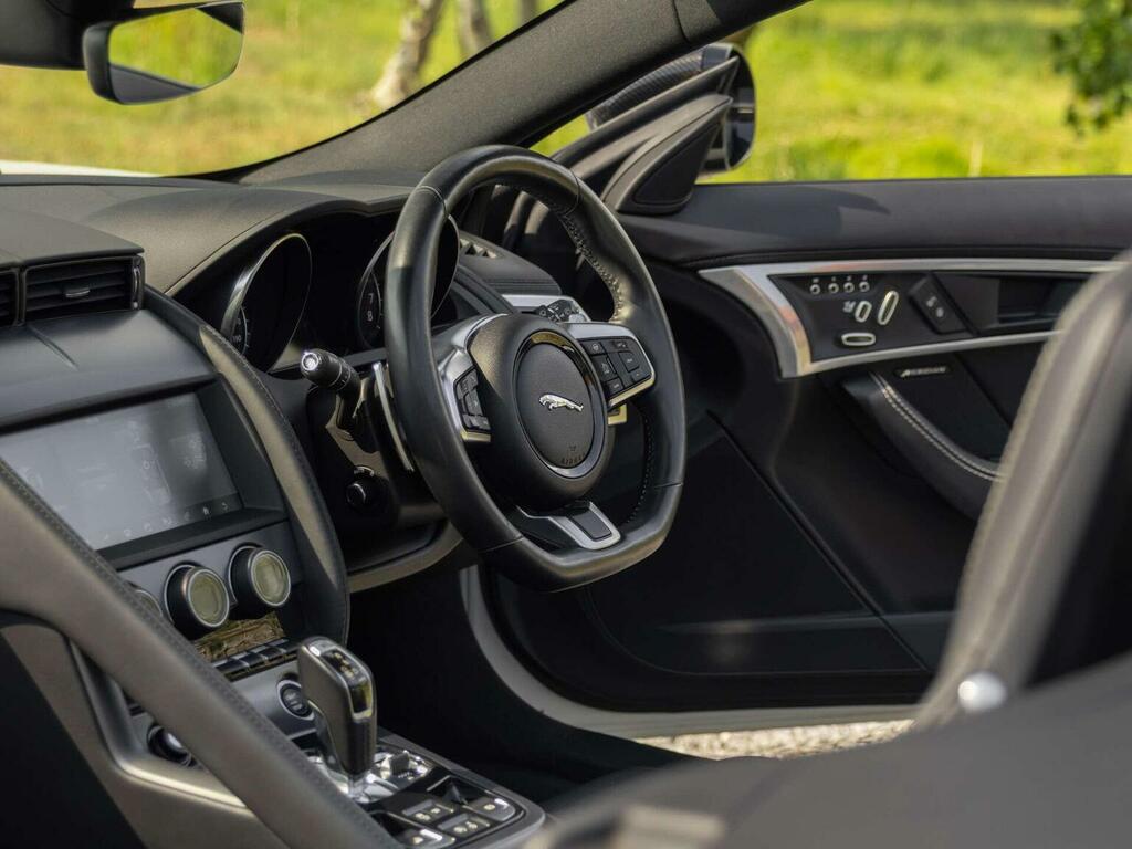 Jaguar F-Type 3.0 V6 R-dynamic Awd Euro 6 Ss White #3