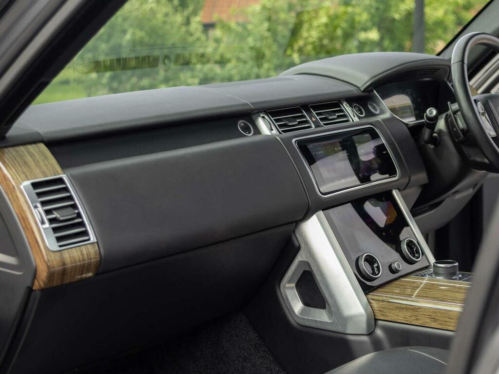 Land Rover Range Rover P525 Autobiography Grey #35