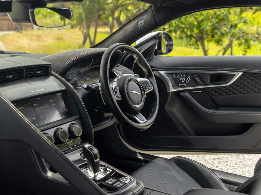 Jaguar F-Type 5.0 P575 Supercharged V8 R Blue #27