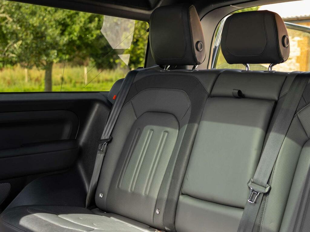 Land Rover Defender 90 Defender Se D Mhev Grey #46