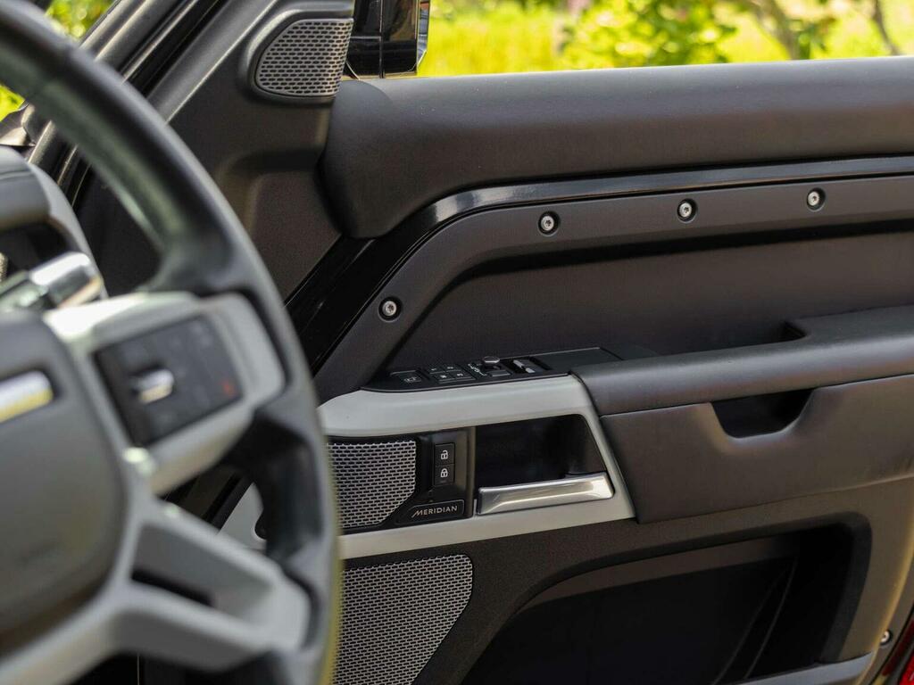 Land Rover Defender 90 Defender Se D Mhev Grey #41