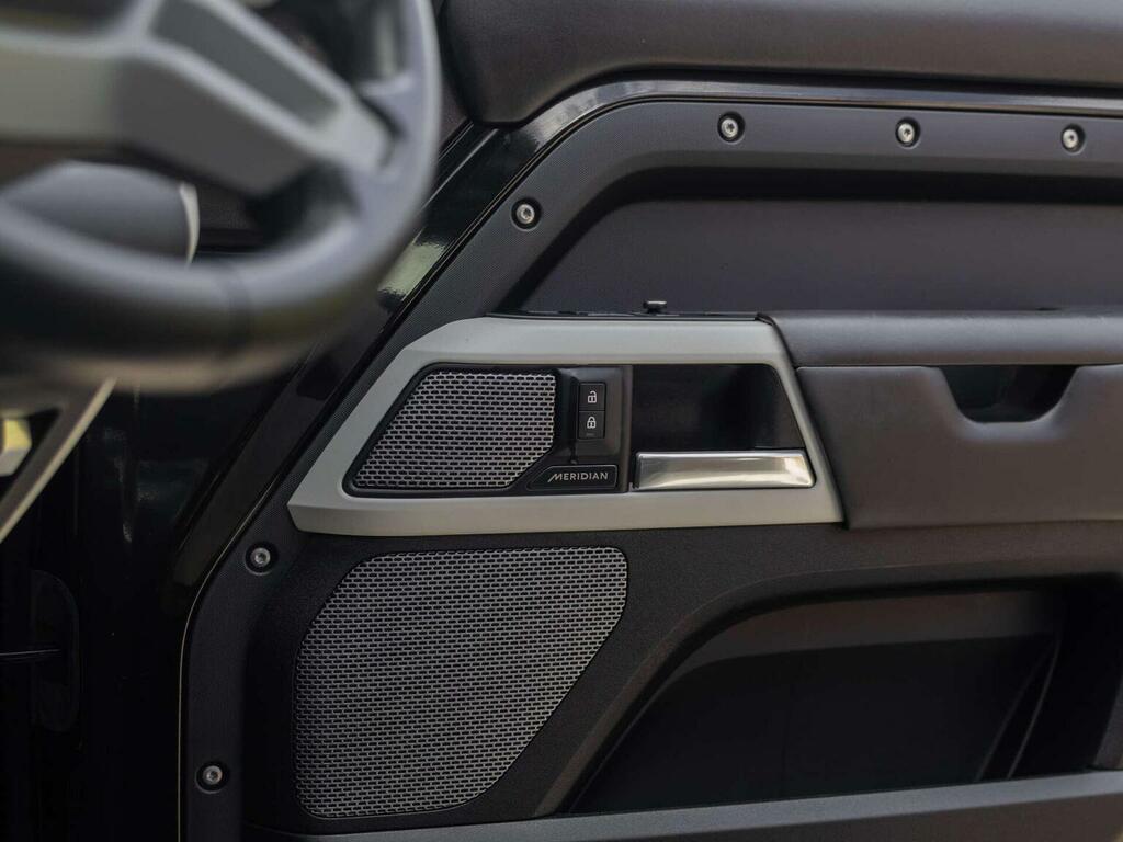 Land Rover Defender 90 Defender Se D Mhev Grey #23