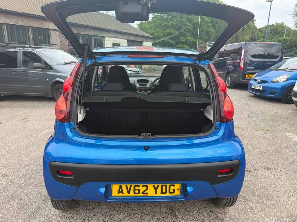 Peugeot 107 1.0 Active Blue #4