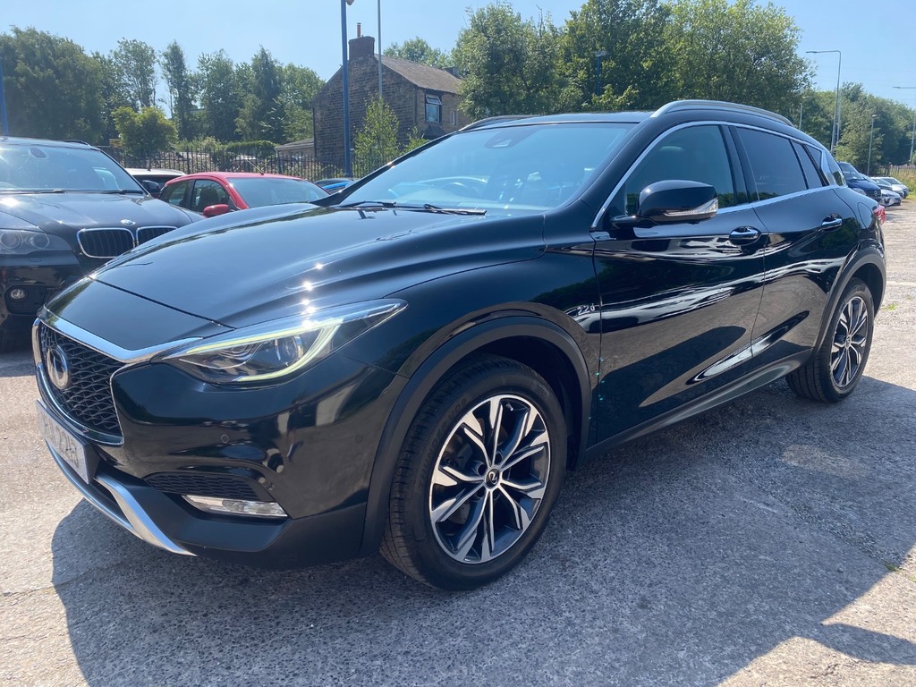 Infiniti QX30 2.2D Luxe Tech Dct Black #5