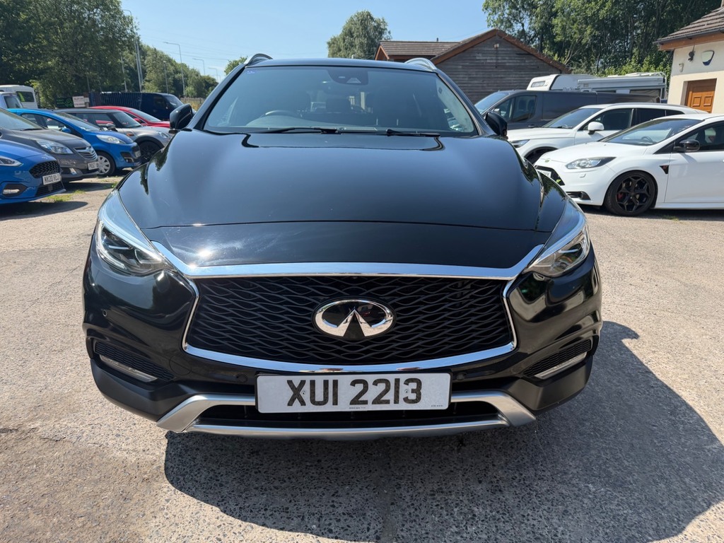 Infiniti QX30 2.2D Luxe Tech Dct Black #4