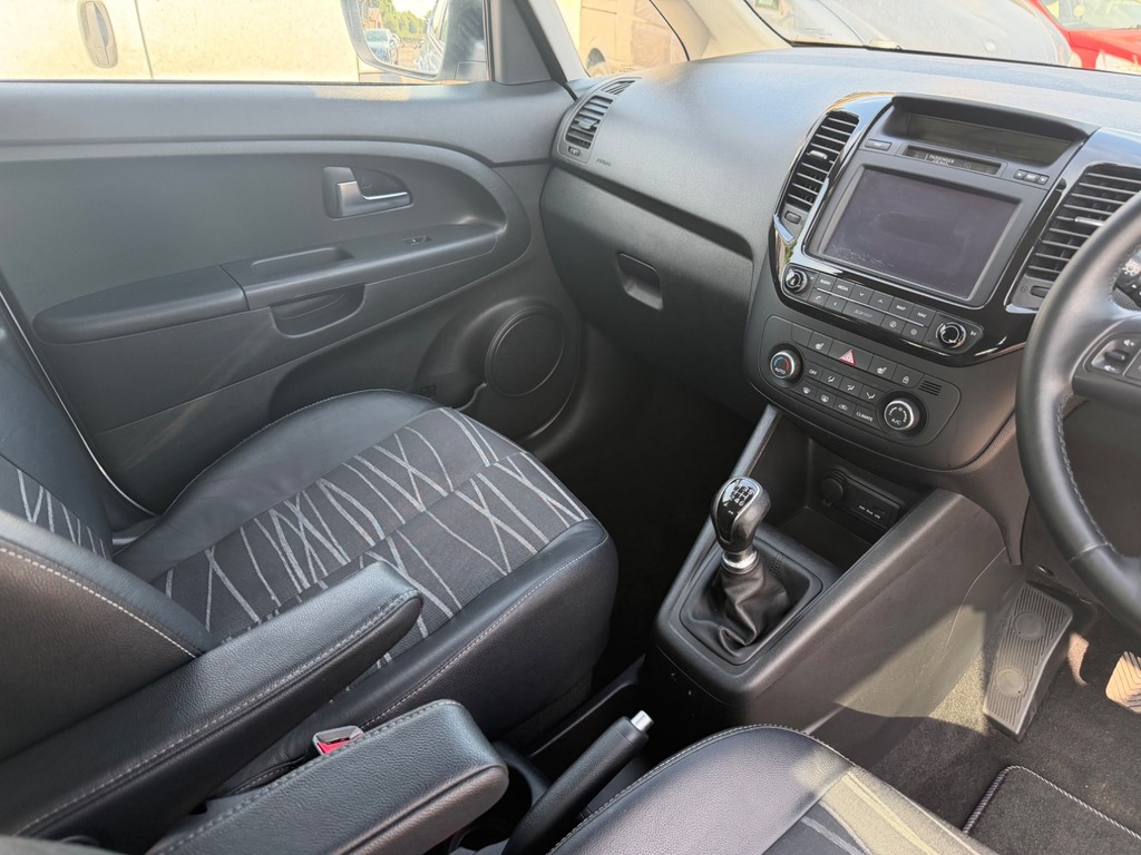 Kia Venga 1.4 Crdi 2 89 Bhp Blue #18