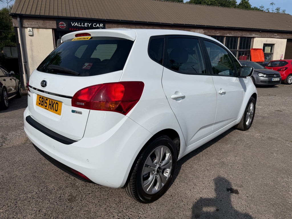 Kia Venga 1.6 Isg 3 White #4