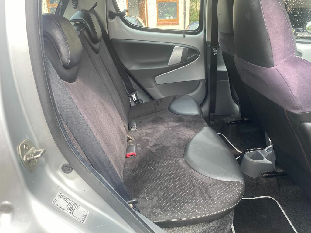 Peugeot 107 Hatchback Silver #13