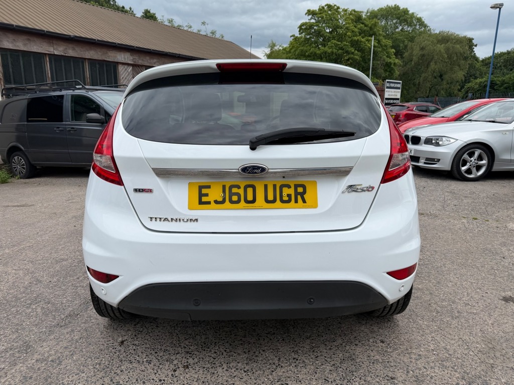 Ford Fiesta 1.6 Tdci 95 Titanium White #2