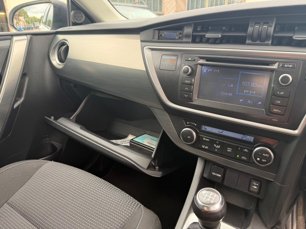 Toyota Auris Vvt-i Excel Blue #26