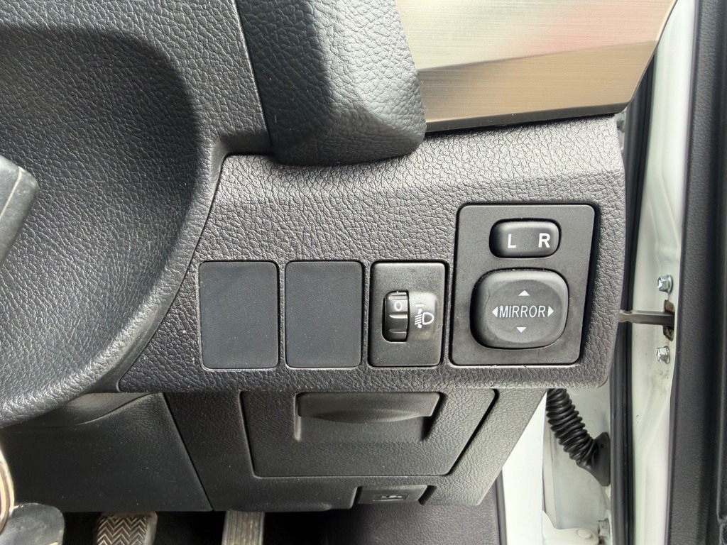 Toyota Auris Vvt-i Excel Blue #30