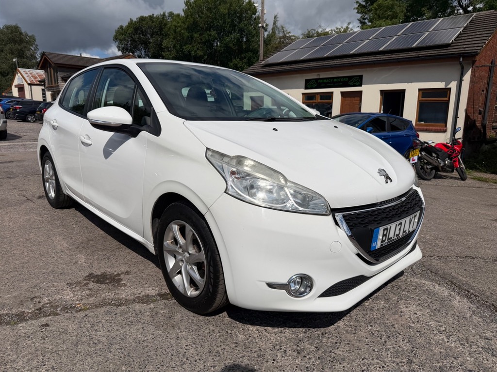 Peugeot 208 1.2 Vti Active White