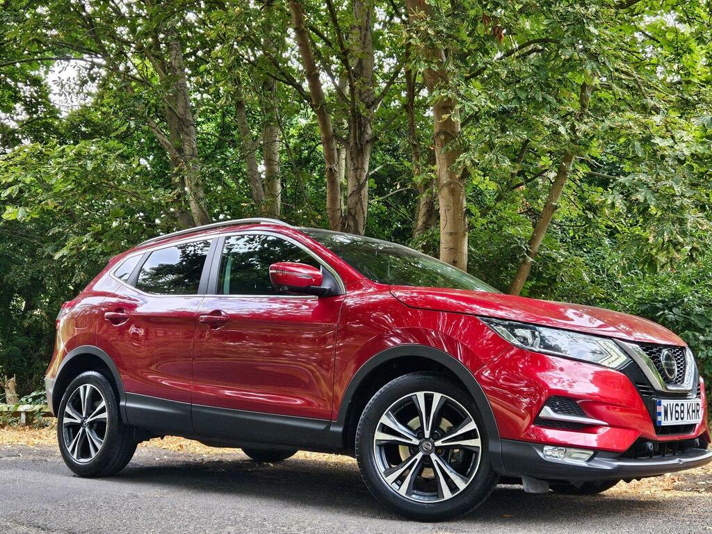 Nissan Qashqai Suv 1.2 Dig-t N-connecta Euro 6 Ss 201868 WV68KHR Red