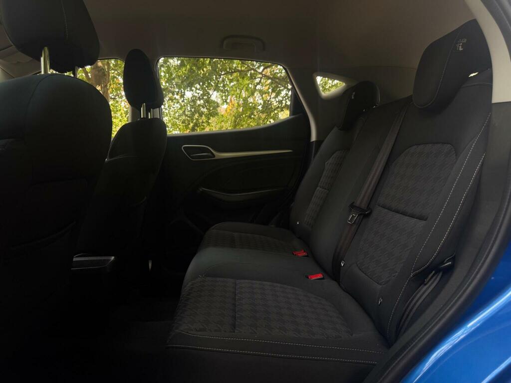MG ZS Zs Exclusive T White #31