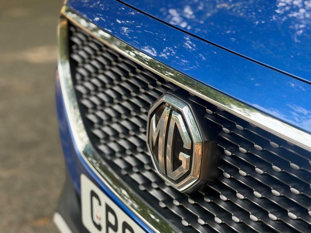 MG ZS Zs Exclusive T White #70