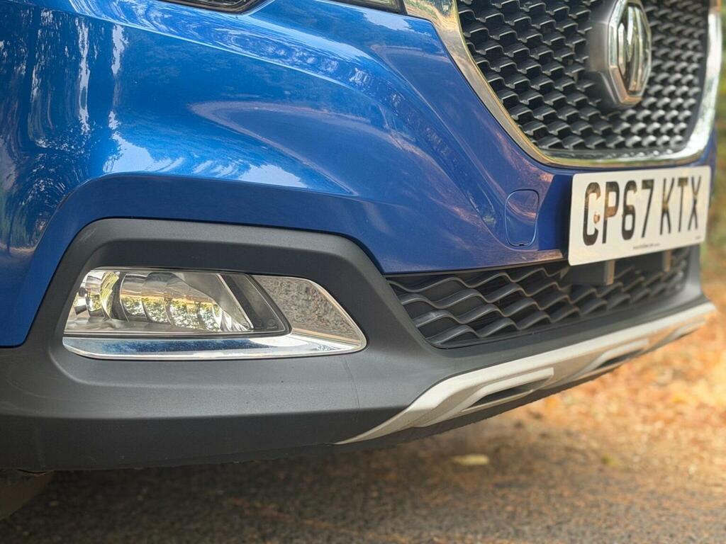 MG ZS Zs Exclusive T White #69
