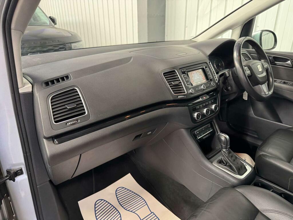 Seat Alhambra 2.0 Tdi Cr S Dsg Euro 5 Ss Red #30
