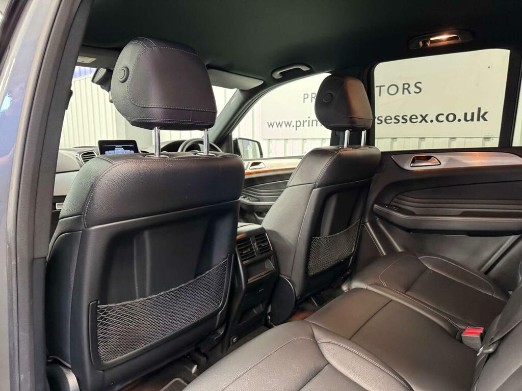 Mercedes-Benz GLE Class Suv 2.1 Gle250d Amg Night Edition G-tronic 4Matic Silver #40