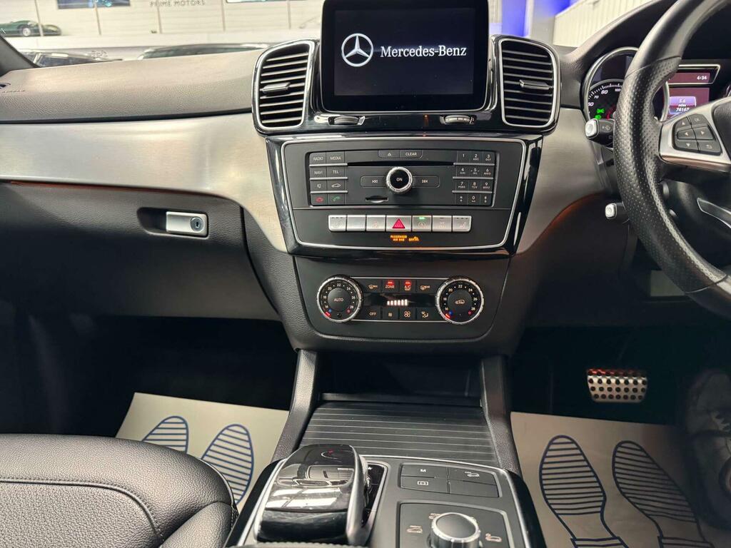 Mercedes-Benz GLE Class Suv 2.1 Gle250d Amg Night Edition G-tronic 4Matic Silver #67