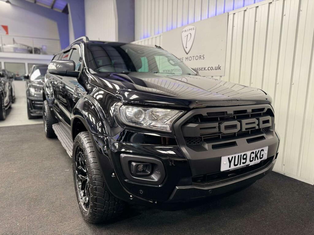 Ford Ranger Wildtrak Black #3
