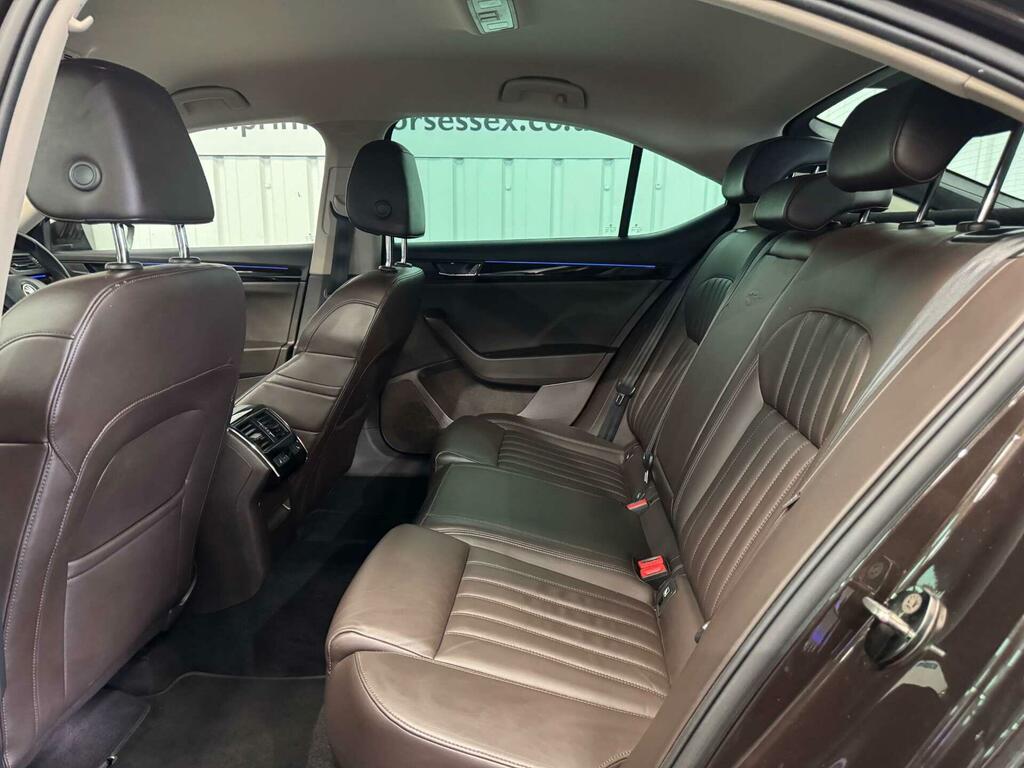 Skoda Superb 1.4 Se L Executive Beige #40
