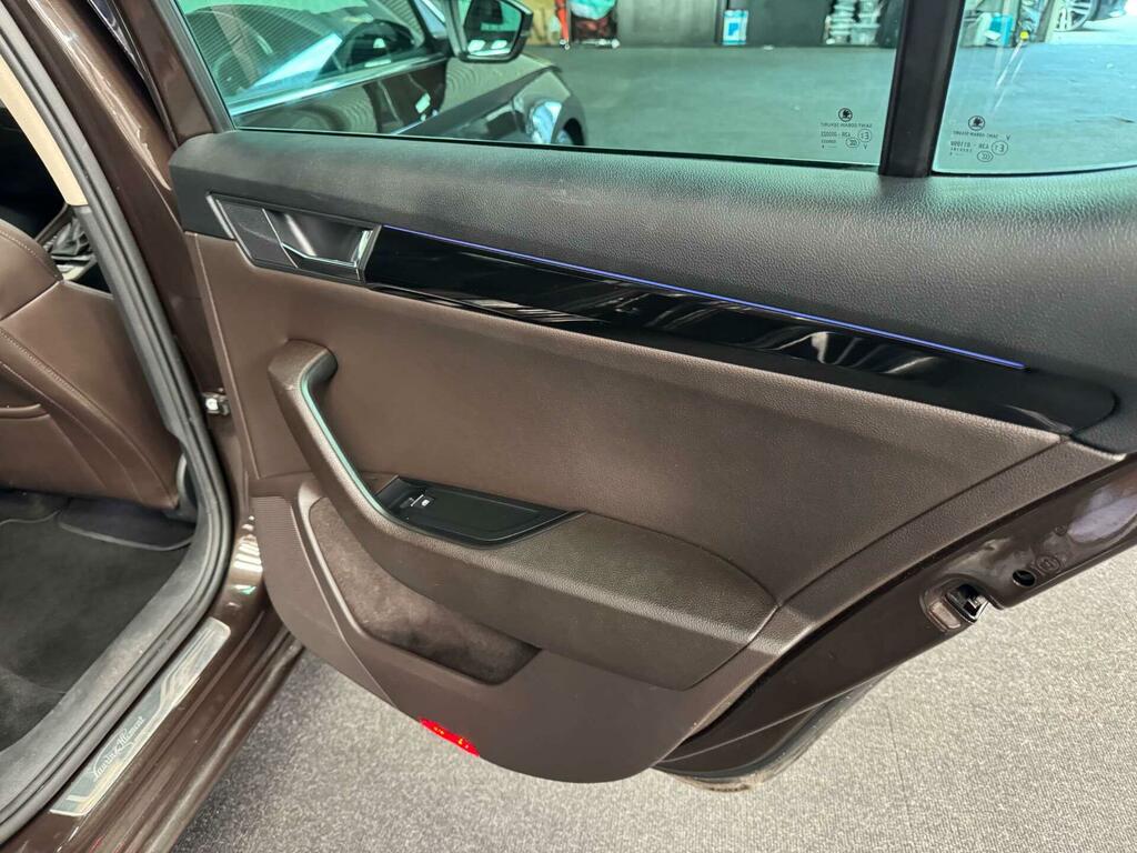 Skoda Superb 1.4 Se L Executive Beige #47
