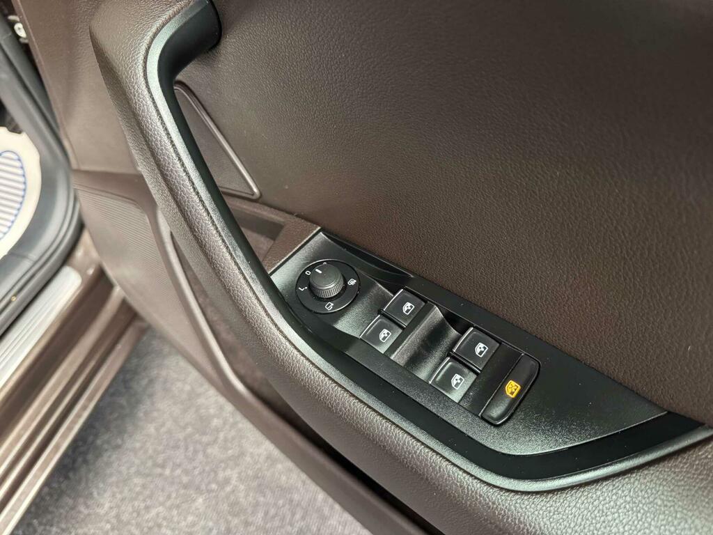 Skoda Superb 1.4 Se L Executive Beige #52