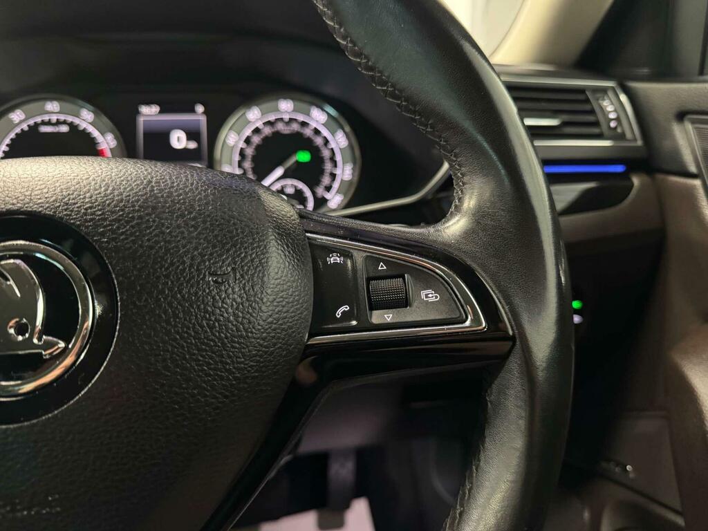 Skoda Superb 1.4 Se L Executive Beige #67