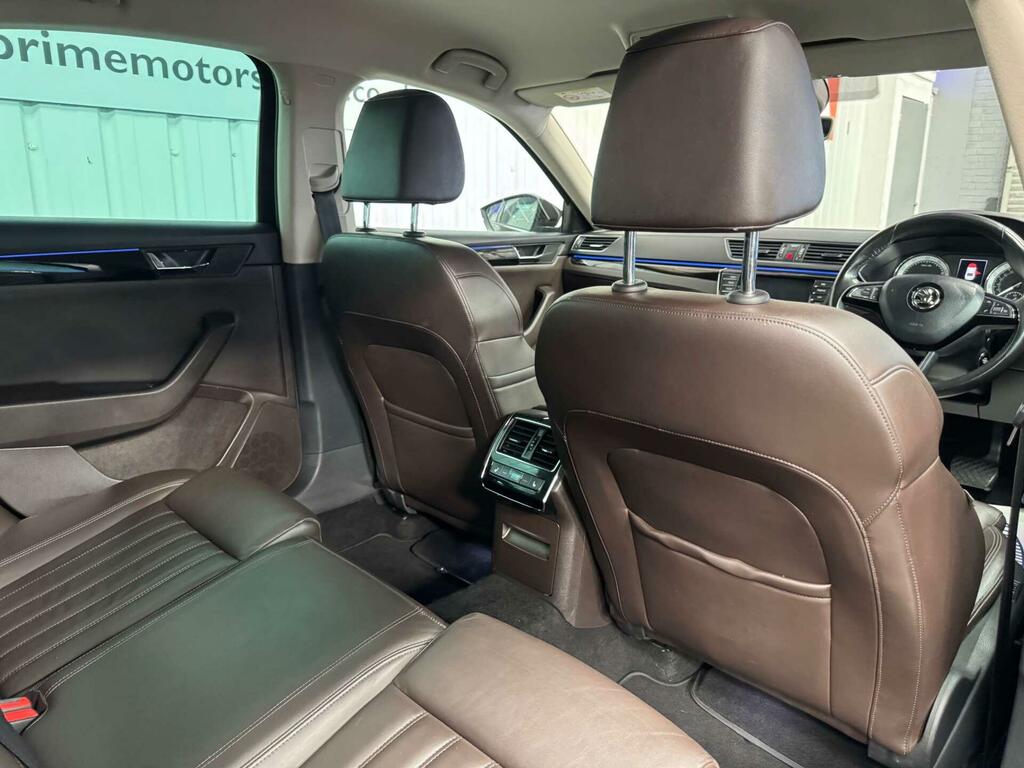 Skoda Superb 1.4 Se L Executive Beige #44
