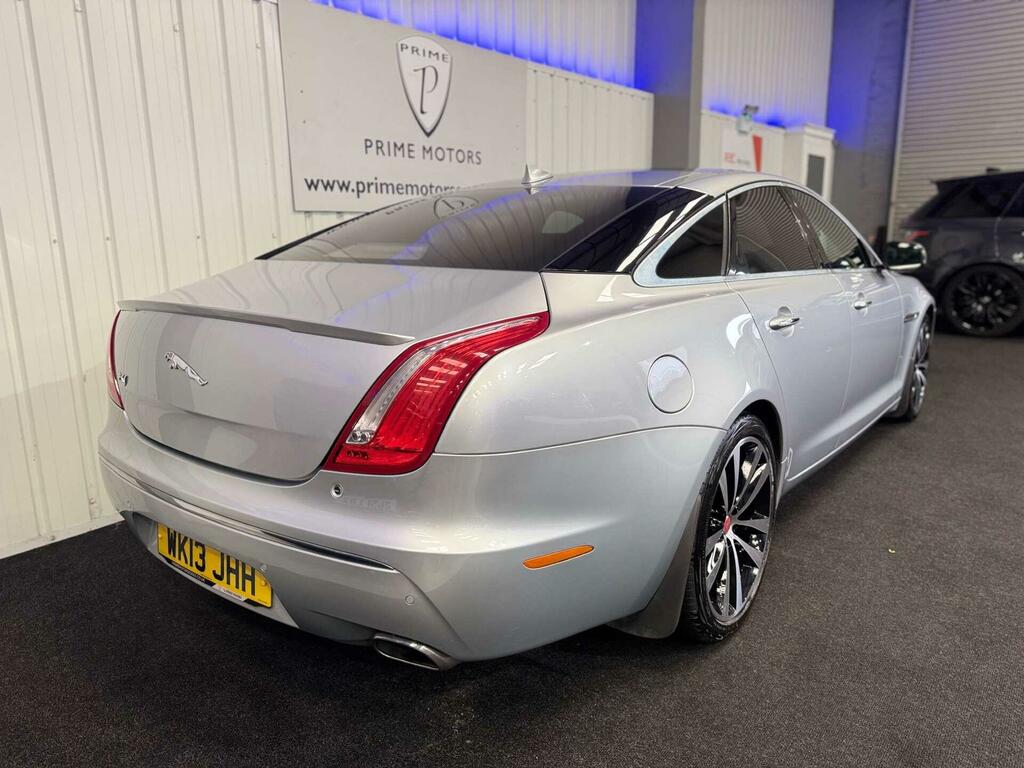 Jaguar XJ Portfolio V6 D  #22