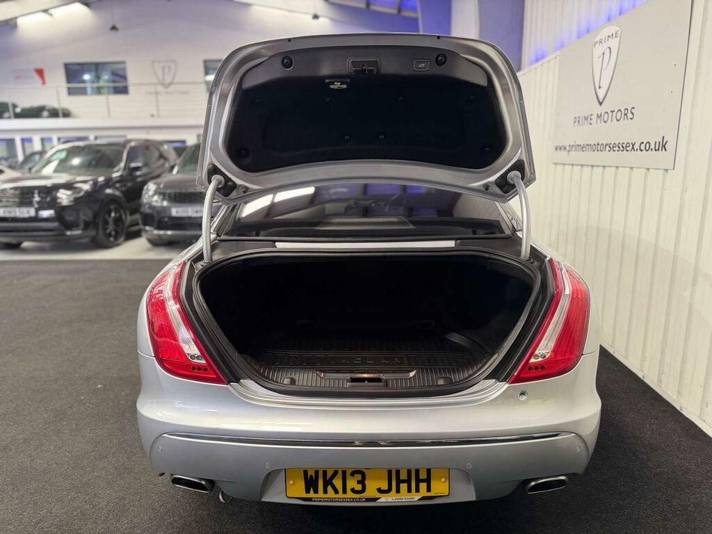 Jaguar XJ Portfolio V6 D  #17
