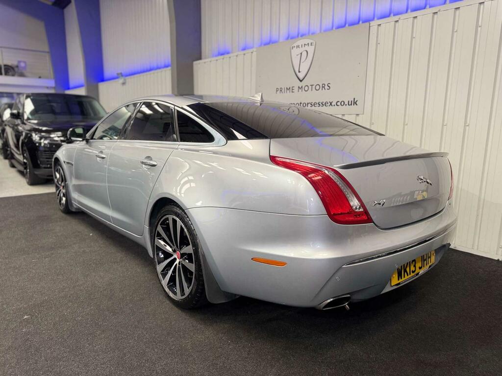 Jaguar XJ Portfolio V6 D  #11