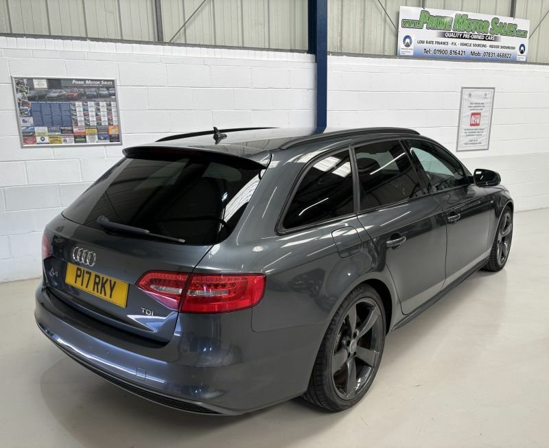 Audi A4 Avant 2.0 Tdi 150Ps S-line Black Edition Grey #6