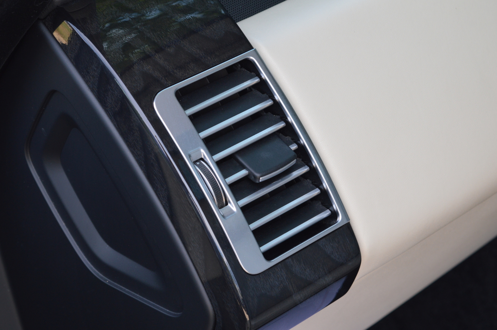 Land Rover Range Rover Suv 2.0 P400e 13.1Kwh 4Wd Euro White #71