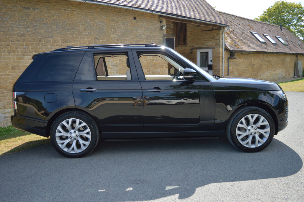 Land Rover Range Rover Suv 2.0 P400e 13.1Kwh 4Wd Euro White #12