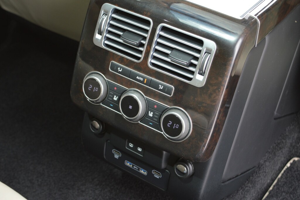 Land Rover Range Rover Core Black #31