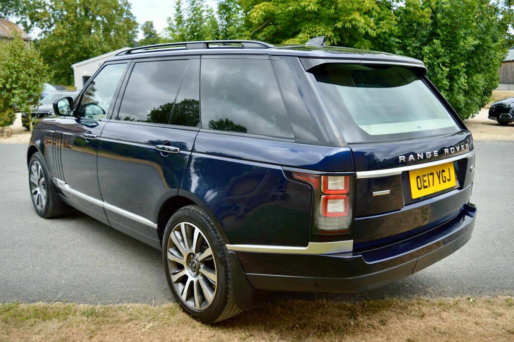 Land Rover Range Rover Suv #4