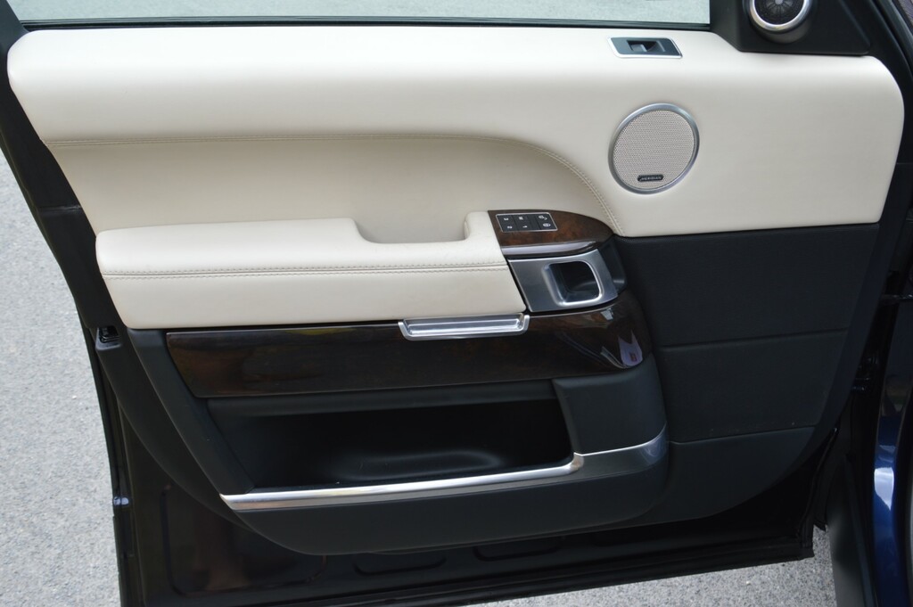 Land Rover Range Rover Core Black #35