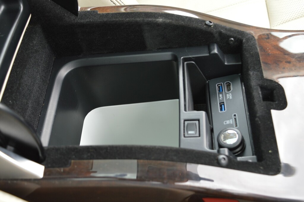 Land Rover Range Rover Core Black #65