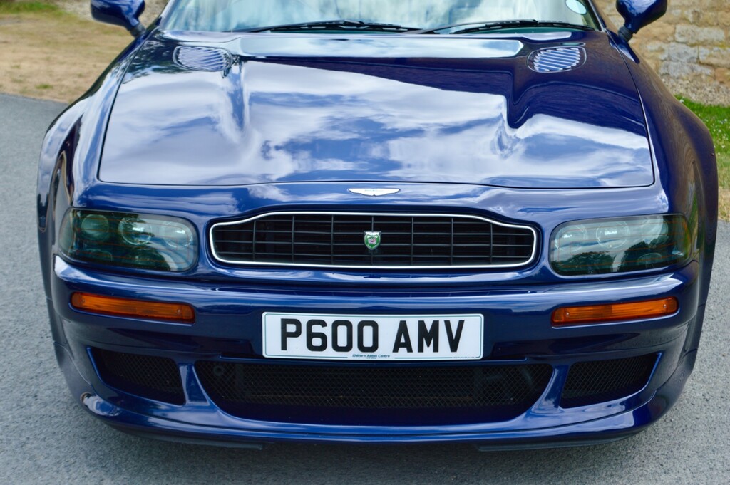 Aston Martin V8 Saloon #3