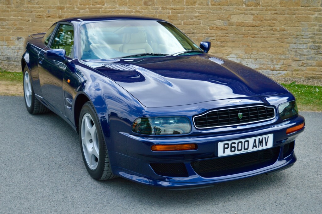 Aston Martin V8 Saloon #2
