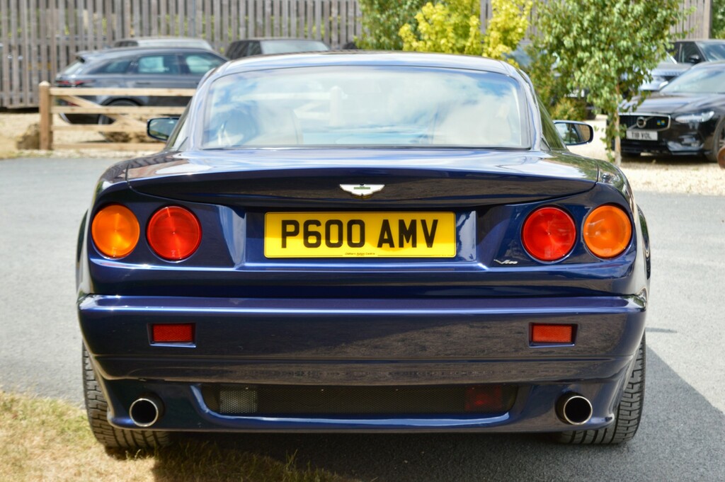 Aston Martin V8 Coupe Green #22