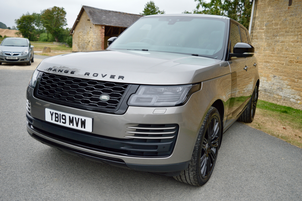 Land Rover Range Rover Suv  #3