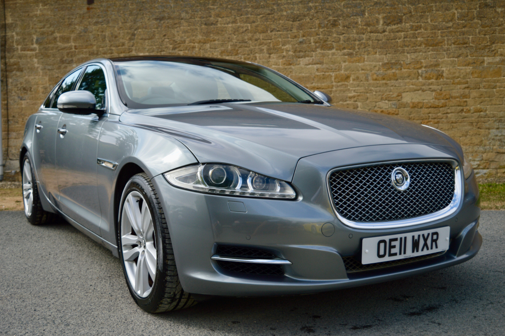 Jaguar XJ Saloon  #5