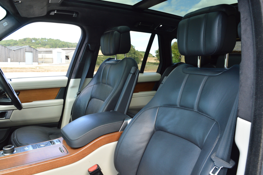 Land Rover Range Rover 2.0 P400e Westminster Blue #62