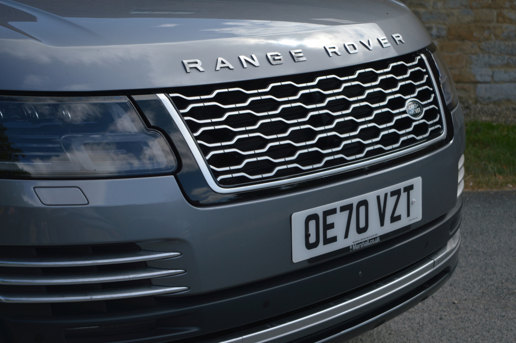 Land Rover Range Rover 2.0 P400e Westminster Blue #81